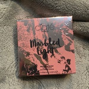 Ciaté Marbled Light Blush- Dusk